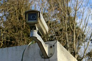 Choisir une caméra de surveillance pour domicile