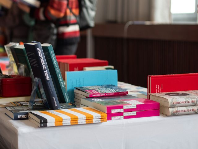 Les Activités Littéraires à Découvrir au Salon La Grande Motte se Livre 2026