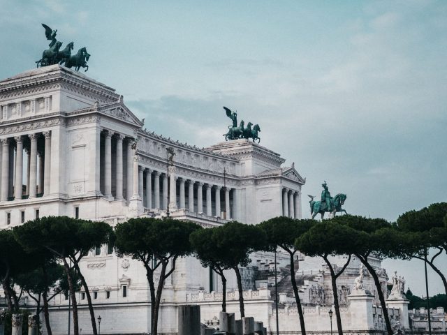 Nouvelles destinations littéraires en Italie à explorer