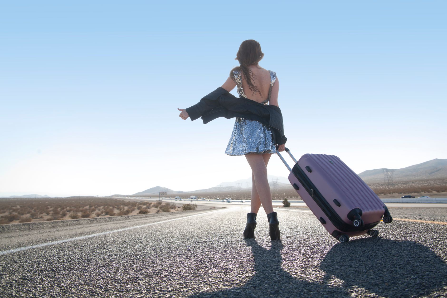 Guide Michelin ou Guide du Routard pour un roadtrip romanesque